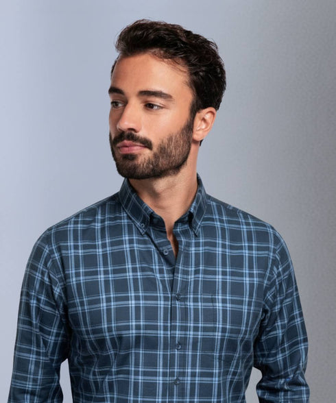Chemise bleu avec carreaux bleu ciel