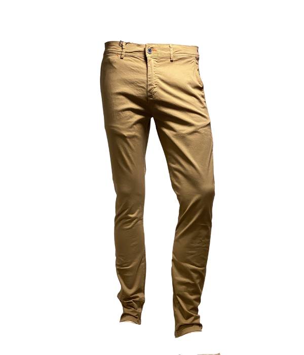 Pantalon chino tabac de coupe regular